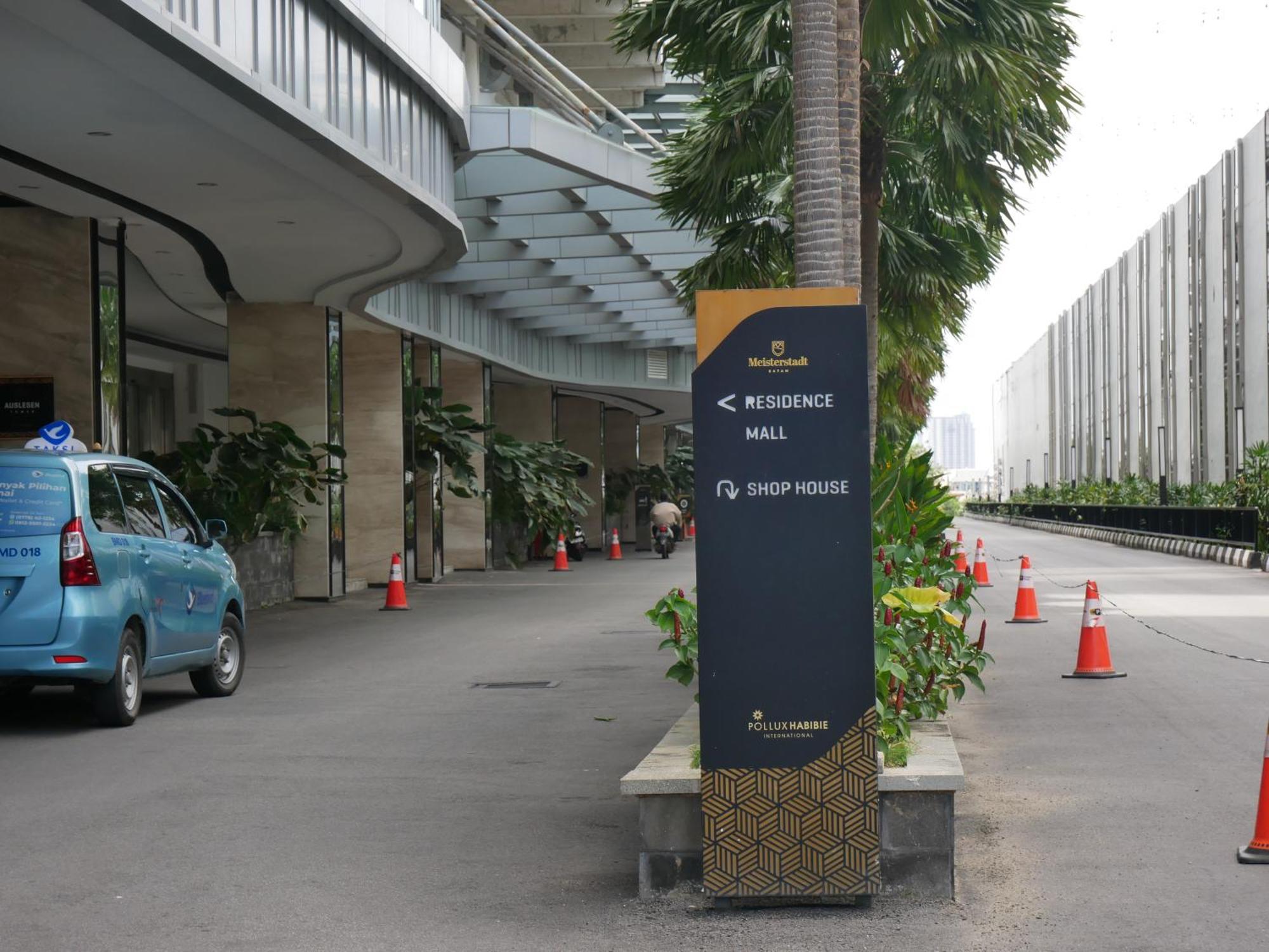 Meisterstadt Pollux Habibie * Batam